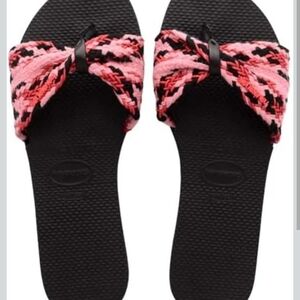 Havaianas Black and Pink Women's Sandals